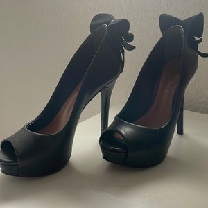 Black heels
